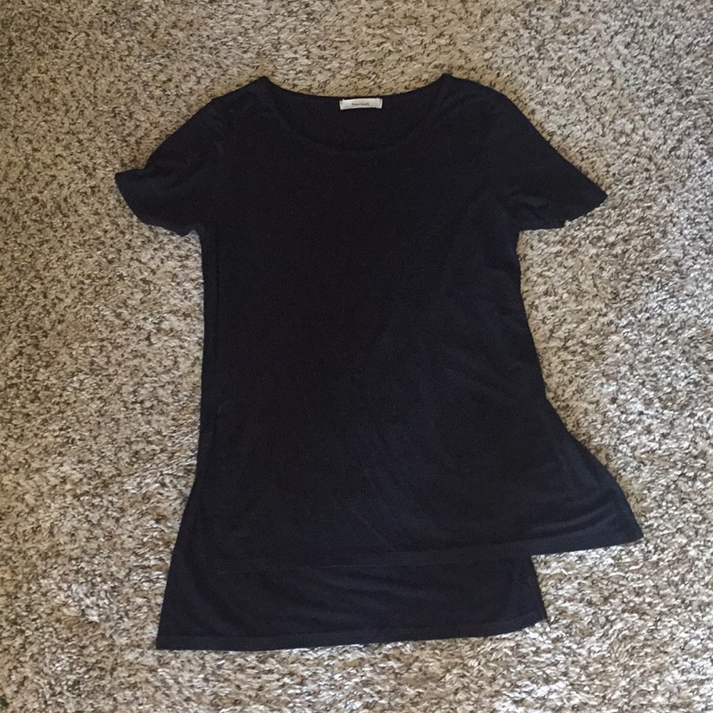 🖤 Classic Black Tee with Side Slits